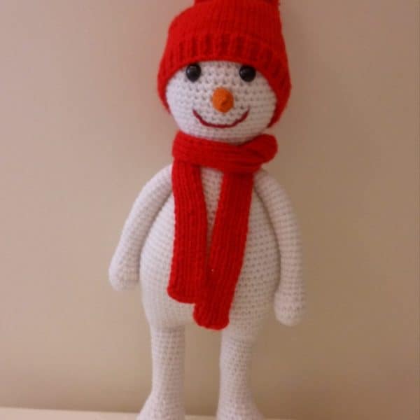 عروسک کاموایی آدم برفی کلاه قرمزی (کد264)