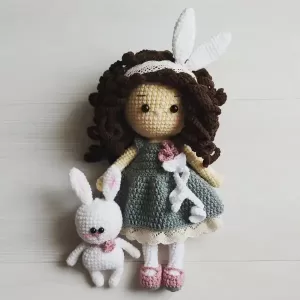عروسک کاموایی نادیا کوچولو و خرگوشی (کد271)